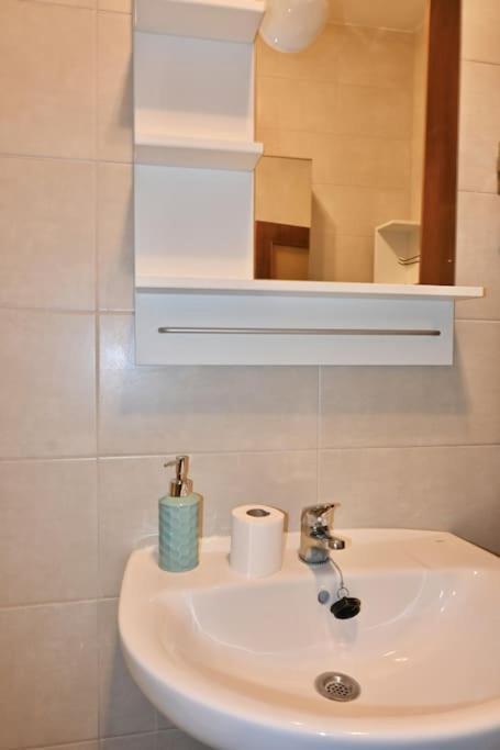 For You Rentals Encantador Apartamento Temporal Madrid Centro Vld13 Экстерьер фото
