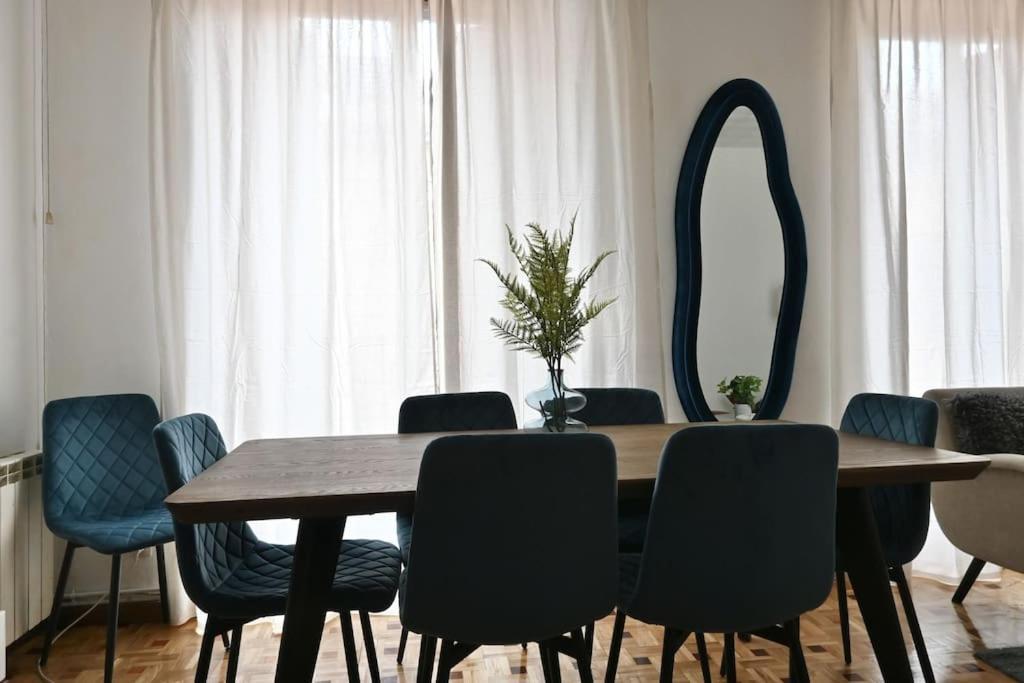 For You Rentals Encantador Apartamento Temporal Madrid Centro Vld13 Экстерьер фото